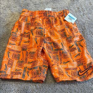 Nike Youth Swim Trunks NWT size medium very